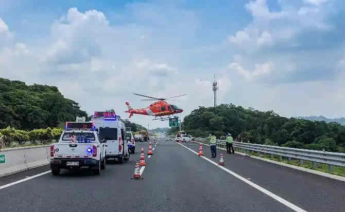 衢江区高速公路汽车救援案例